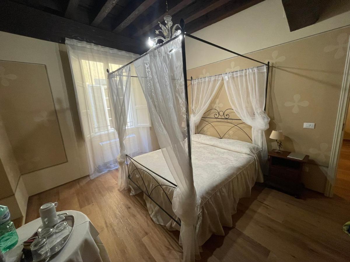 La Boheme Bed & Breakfast Lucca Ngoại thất bức ảnh