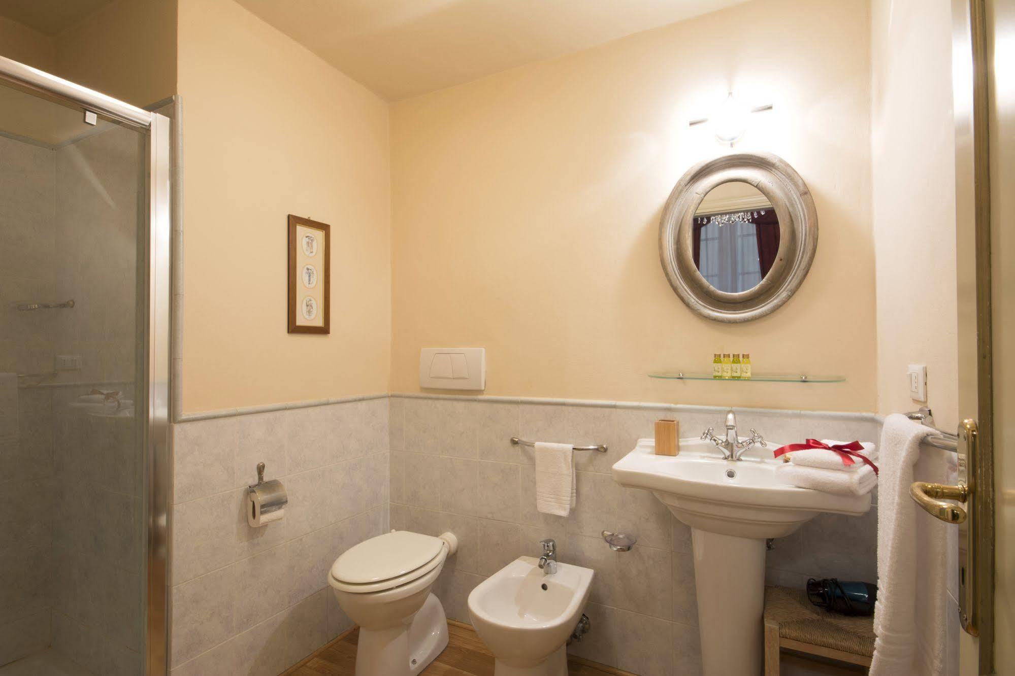 La Boheme Bed & Breakfast Lucca Ngoại thất bức ảnh