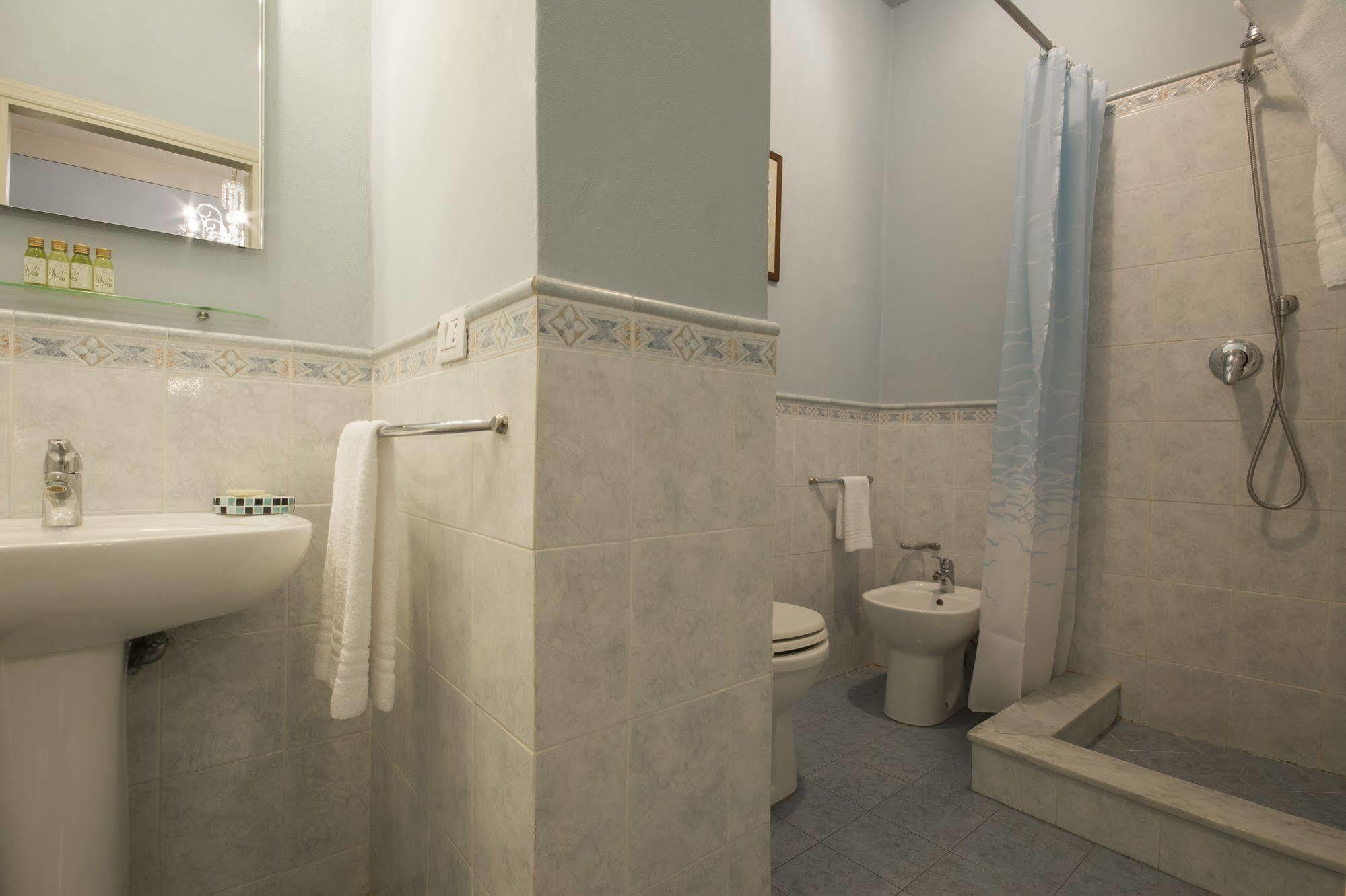 La Boheme Bed & Breakfast Lucca Ngoại thất bức ảnh