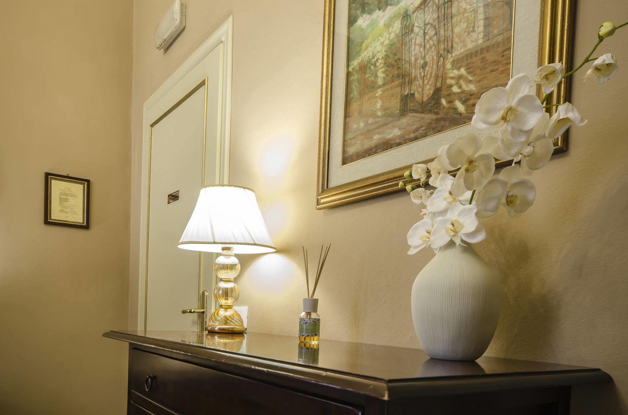 La Boheme Bed & Breakfast Lucca Ngoại thất bức ảnh